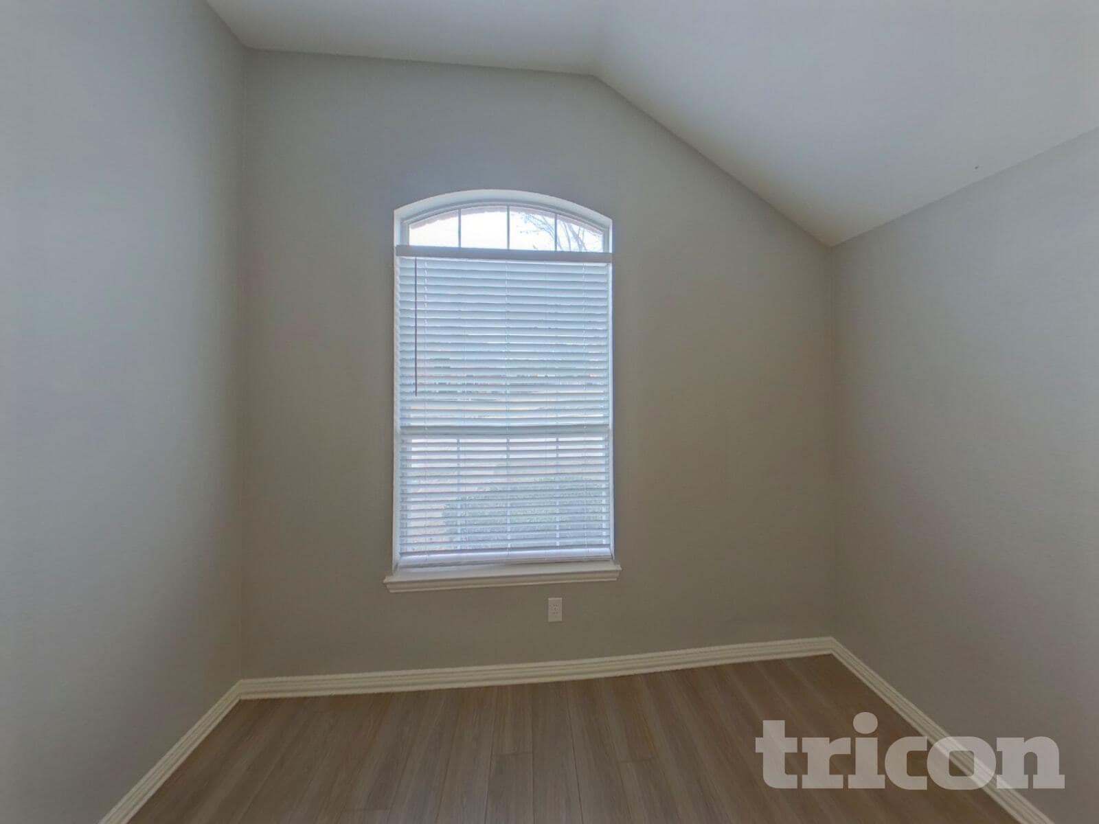 Building Photo - 1793 Lake Breeze Dr