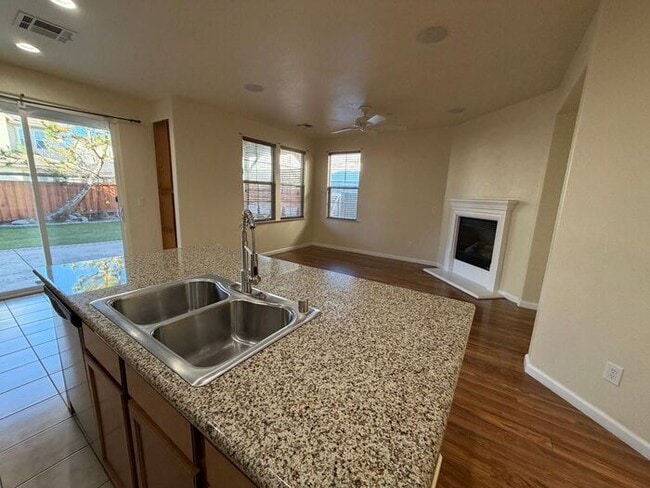 Building Photo - 7066 Sacred Cir