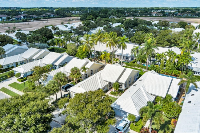 Building Photo - 2725 Meadowlark Ln