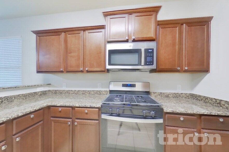 Building Photo - 7526 Fettle Ln