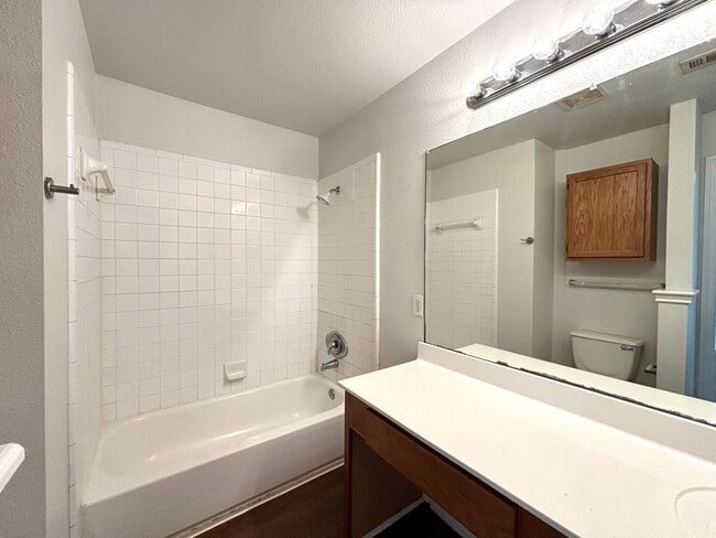 Building Photo - 4015 Desert Cir