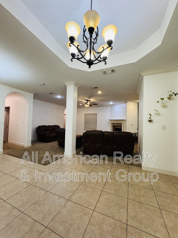 Building Photo - 603 Red Fern Rd