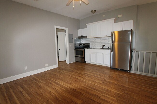 Building Photo - 4932 Rubicam St