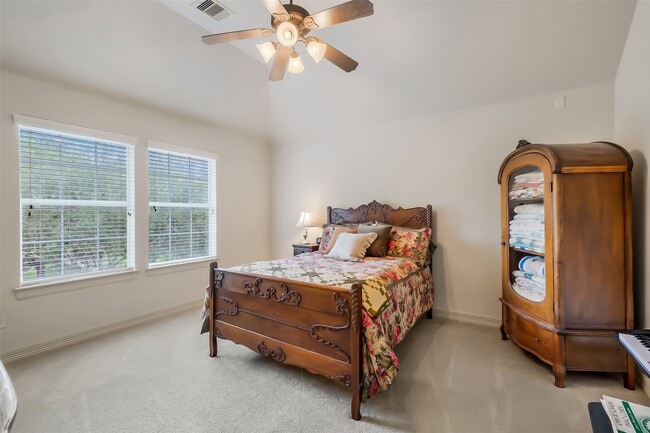 Building Photo - 2603 Little Lake Ct