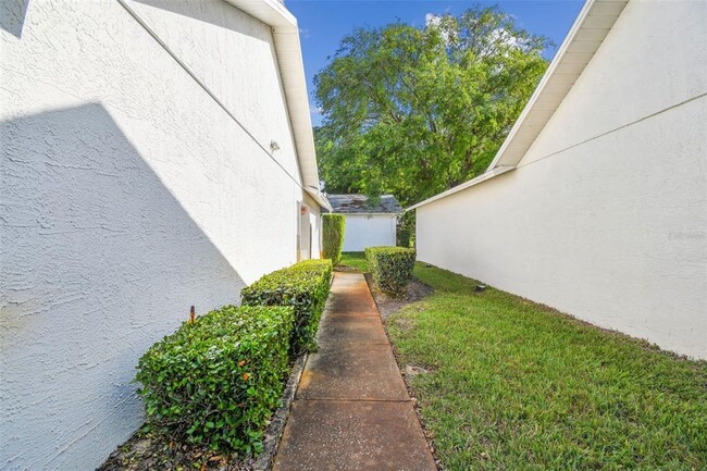Building Photo - 8430 Monaco Dr