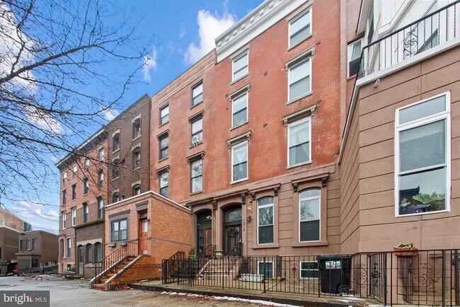 Building Photo - 1320 S Broad St