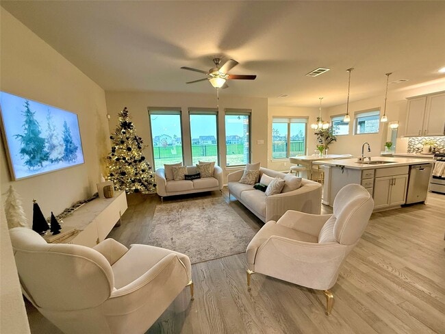 Building Photo - 15782 Cairnwell Bend Dr