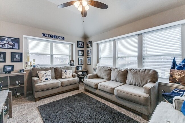 Building Photo - 3805 Orleans Way