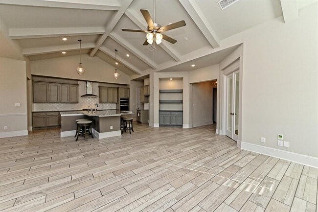 Building Photo - 208 Rocky View Ln