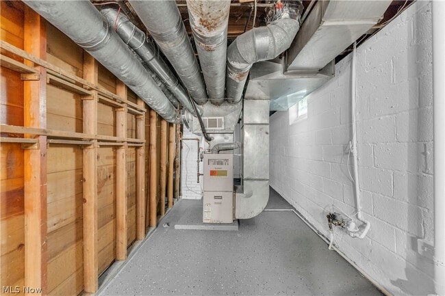 Building Photo - 3802 Park Dr