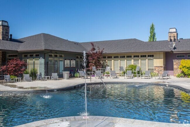 Building Photo - The Madison Courtyard