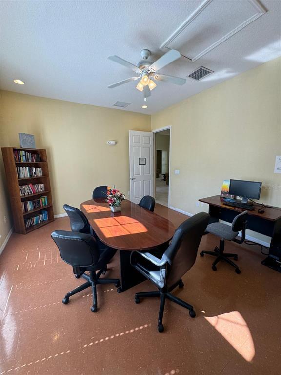 Building Photo - 2870 Club Cortile Cir