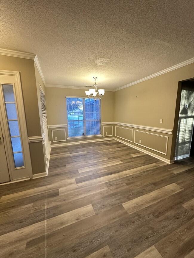 Building Photo - 12 Bass Rock Ct