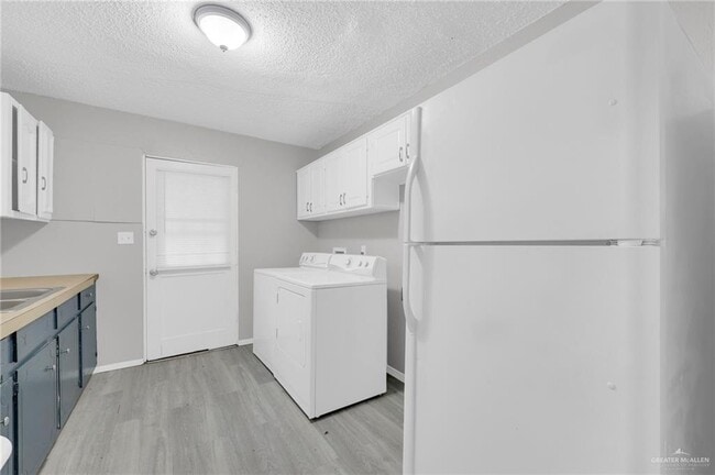 Building Photo - 14 S 26th St