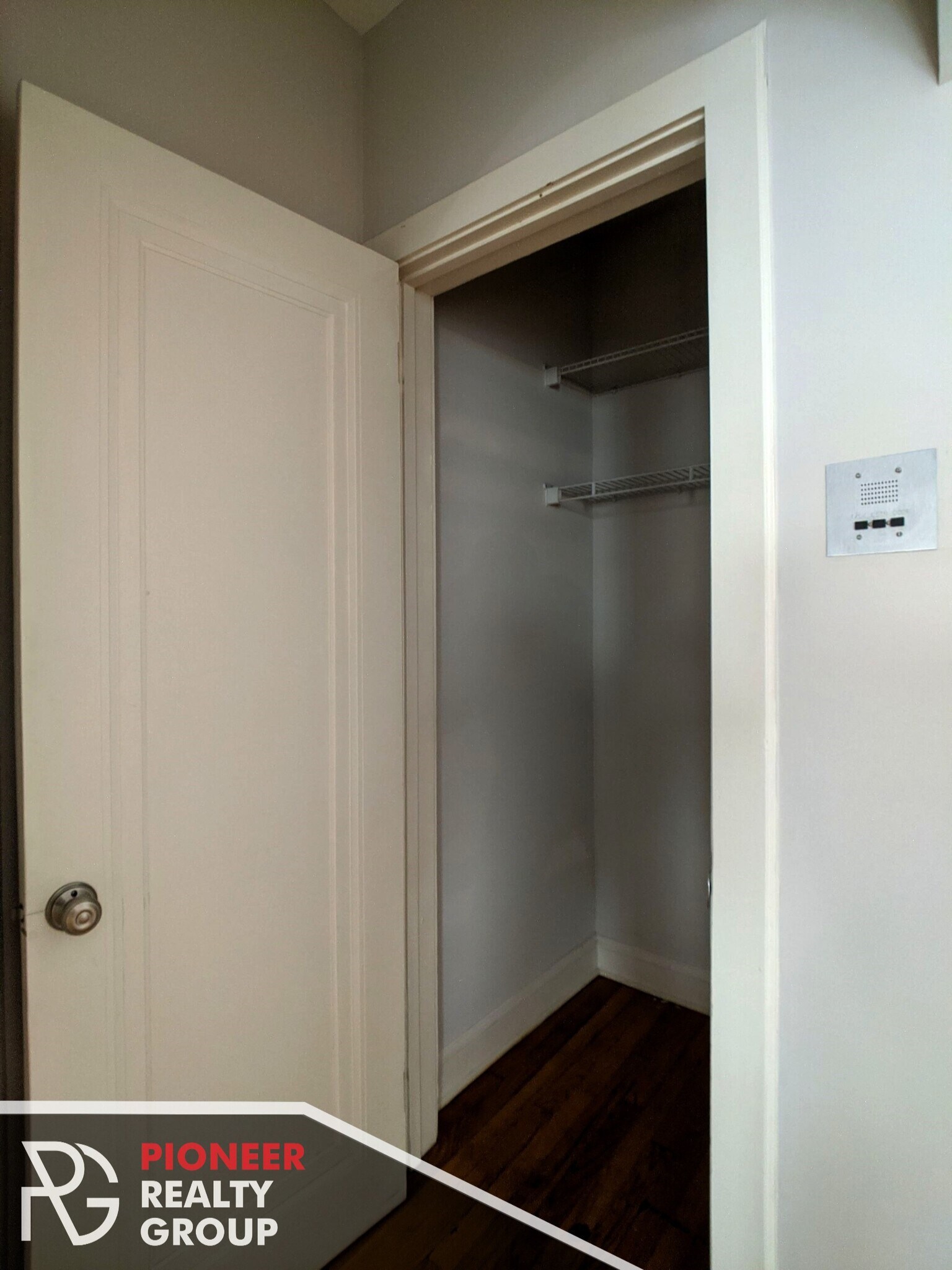 Building Photo - 2329 N Rockwell St