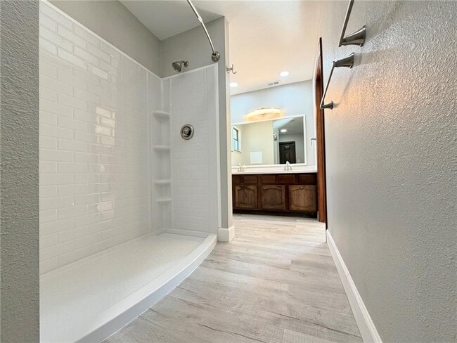 Building Photo - 35324 Blanton Rd