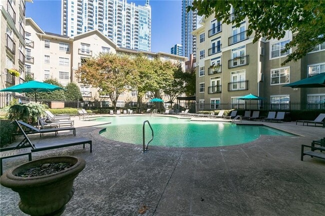 Building Photo - 800 Peachtree St NE