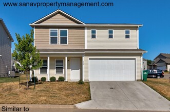 Building Photo - Stunning 4-Bedroom Home in Prime Norwalk Location with Open-Concept Living with fenced backyard