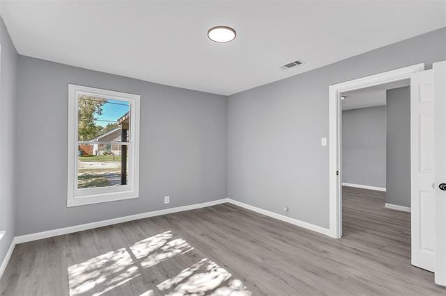 Building Photo - 904 N Virginia St