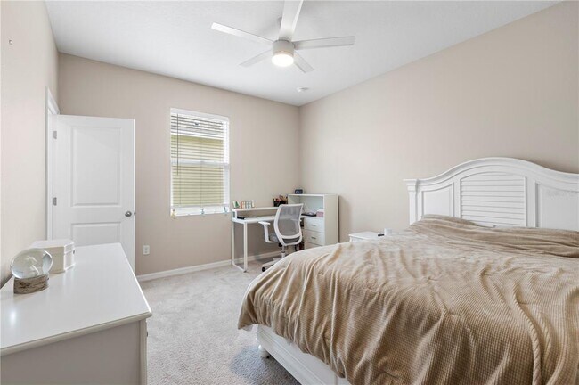 Building Photo - 33700 Hamilton Hl Ln