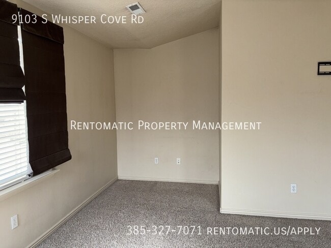 Building Photo - 9103 Whisper Cove Rd