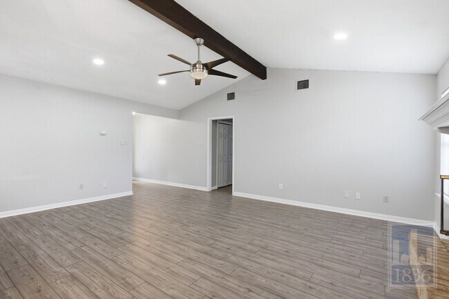 Building Photo - 401 Oakridge Pass