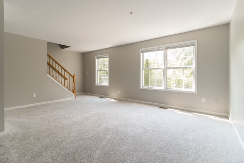 Building Photo - 733 Mashie Ct