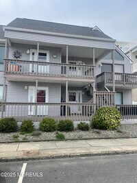 Building Photo - 1001-1019 Boulevard