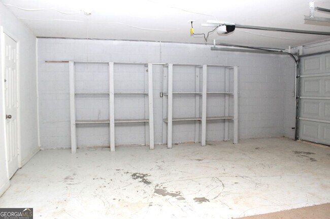 Building Photo - 6941 Vesta Brook Dr