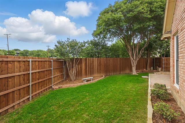Building Photo - 2413 Oak Brook Dr