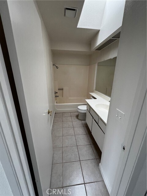 Building Photo - 1195 Bautista Ln