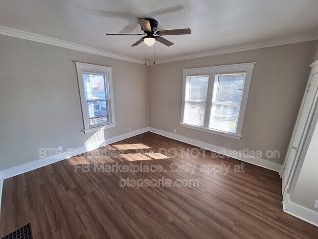 Building Photo - 608 W Loucks Ave