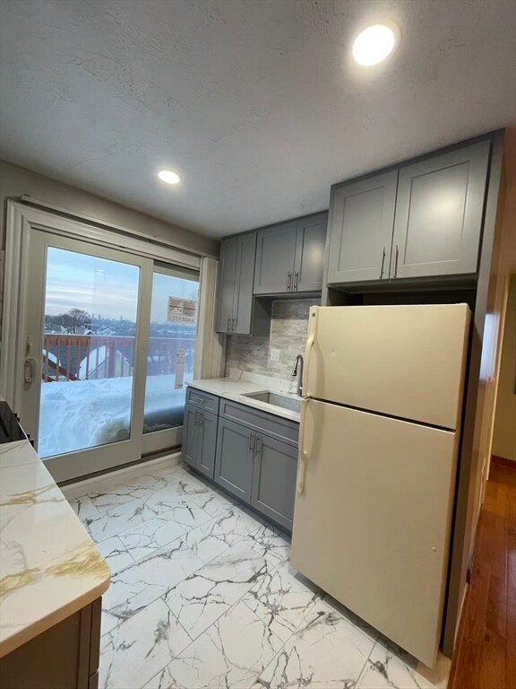 Building Photo - 129 Beale St