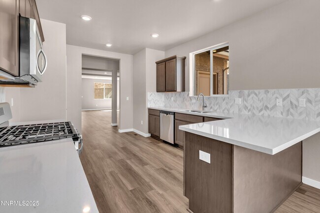 Building Photo - 1466 Copper Point Cir