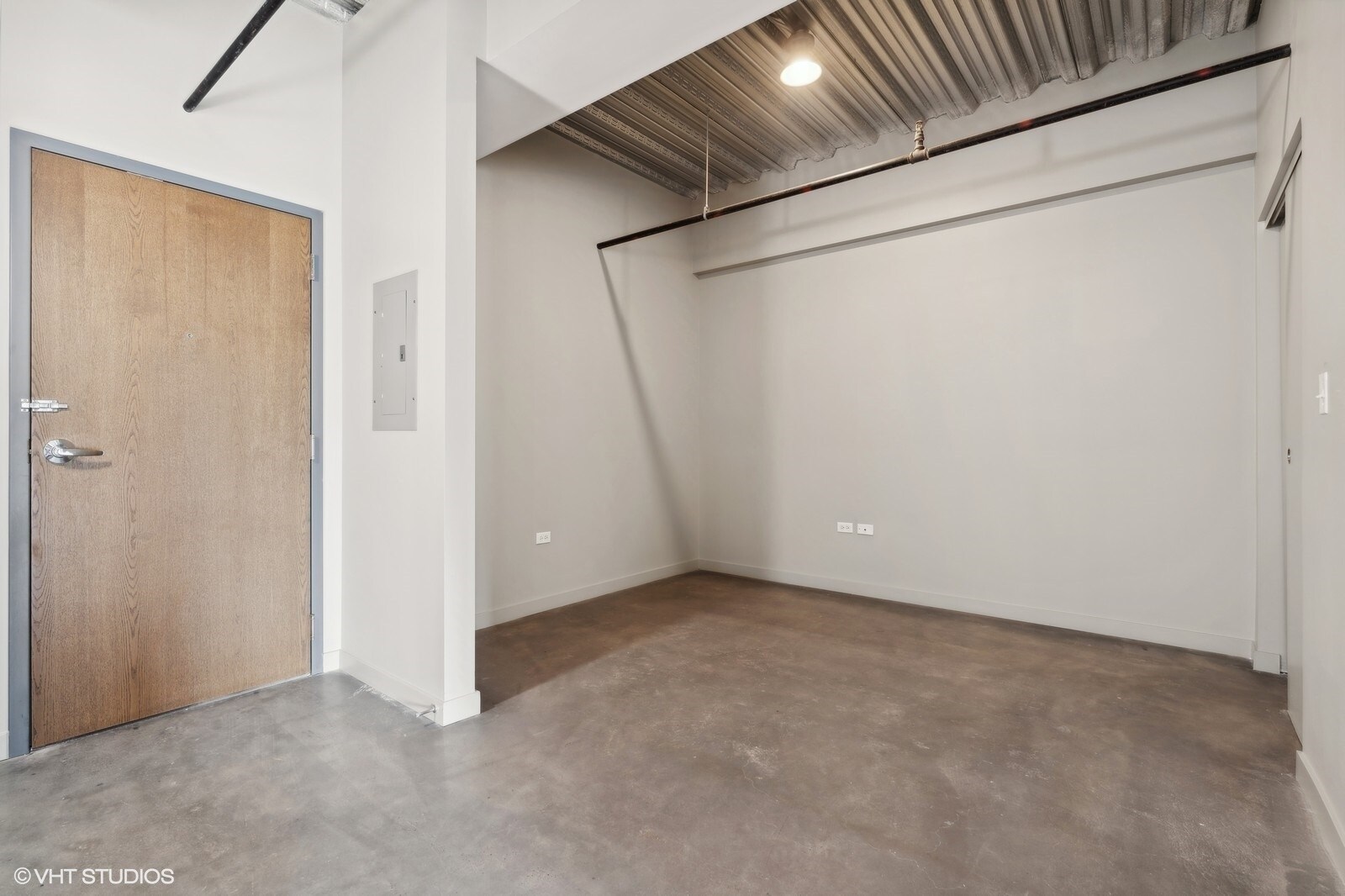 Building Photo - 1243 N Milwaukee Ave