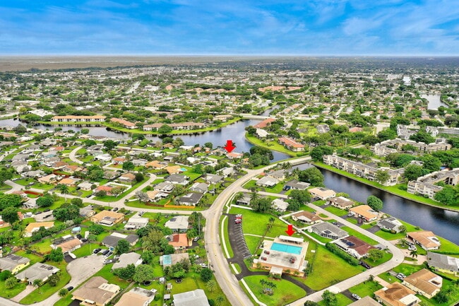 Building Photo - 9603 NW 67th Ct