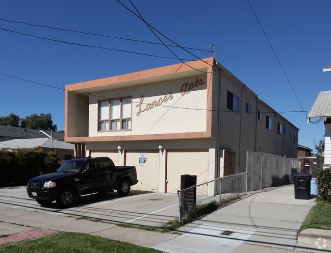 Building Photo - Lancer Apartments