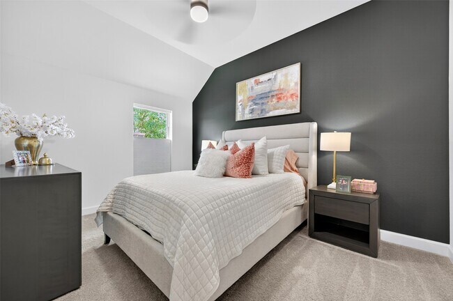 Building Photo - 19302 Seabiscuit Stable Trl