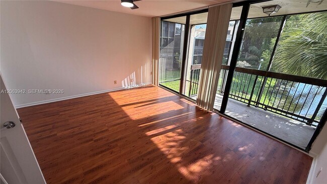 Building Photo - 2961 SW 87th Ave