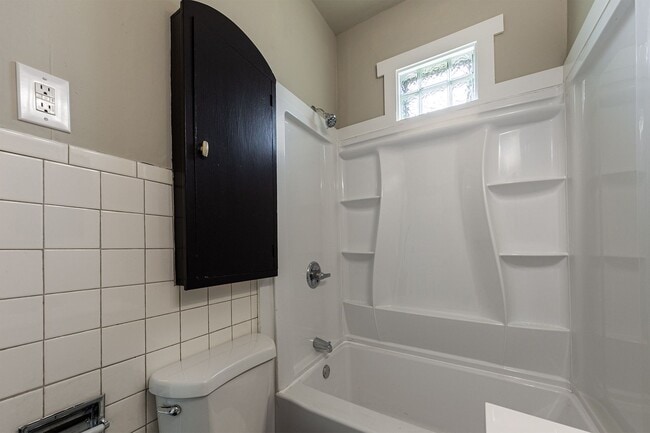 Building Photo - Remodeled 2-Bedroom Bungalow with Detached Garage & Large Backyard