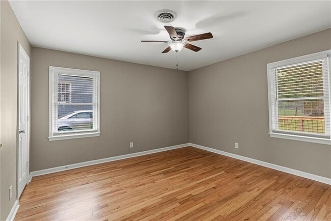 Building Photo - 628 S Evelyn Pl NW