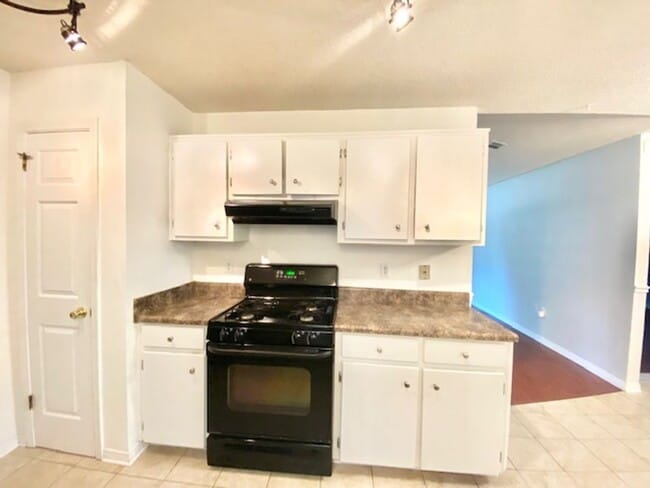 Building Photo - 164 Wright Cir