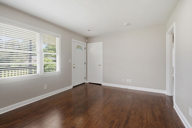 Building Photo - 4207 Glynda Dr