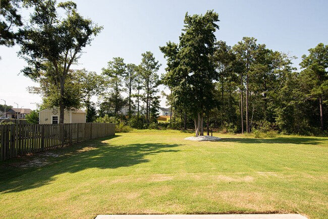 Building Photo - 203 Pastoral Ct