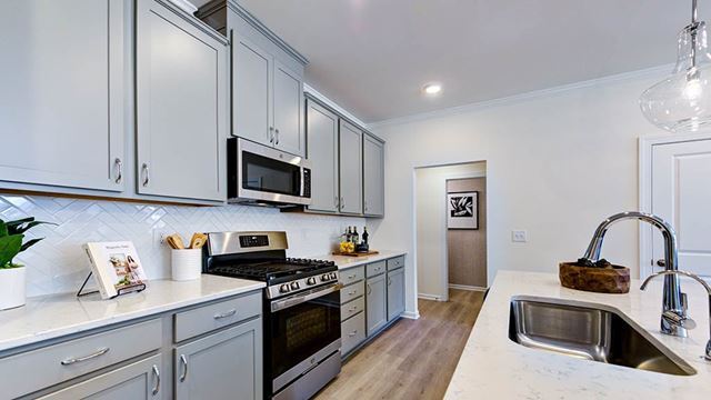 Building Photo - 2474 Hutch Ln