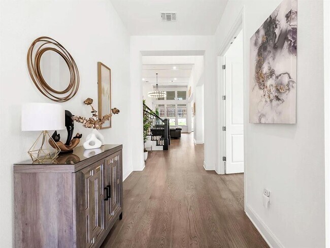 Building Photo - 5210 Watusi Bend