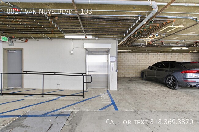 Building Photo - 8827 Van Nuys Blvd