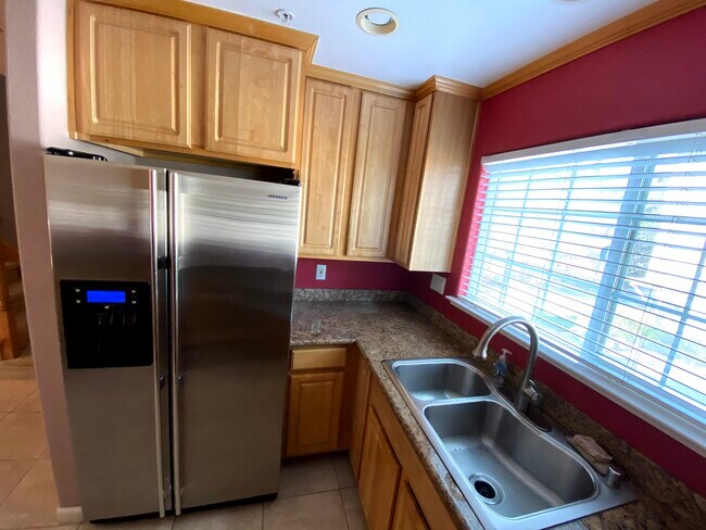 Building Photo - 624 Antioch Terrace