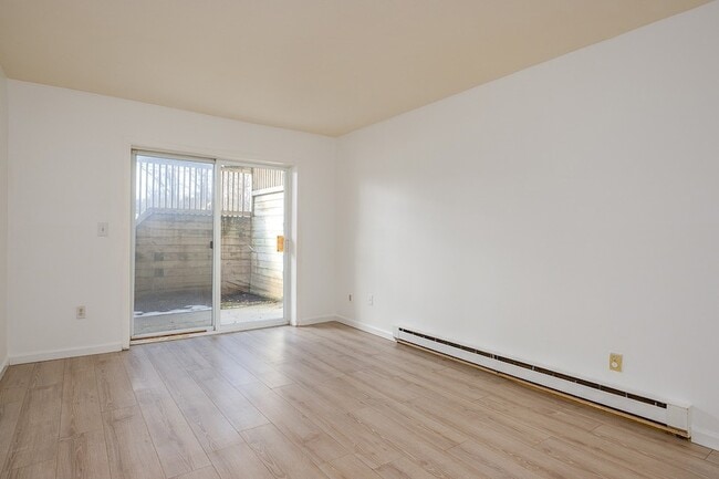 Building Photo - 506 Fox Run Ln