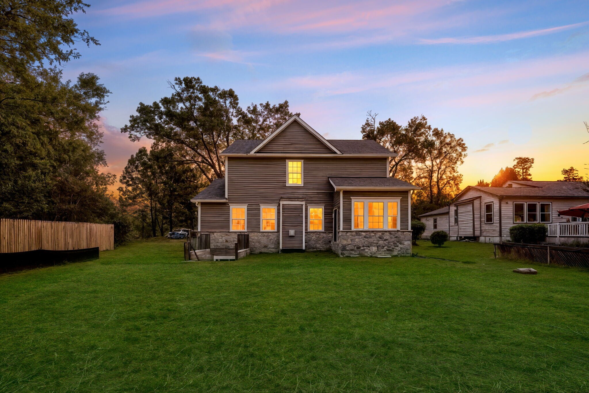 Building Photo - 328 Ridge Rd